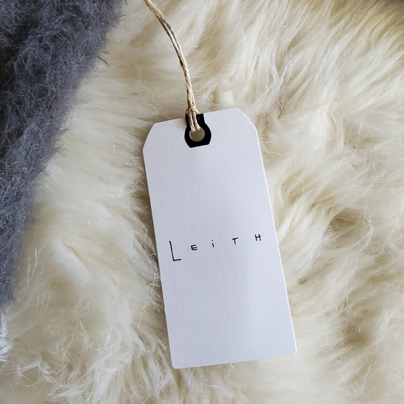 Leith Faux-Fur Embellished Beaded Gray Sweater M NWT - Picture 8 of 13